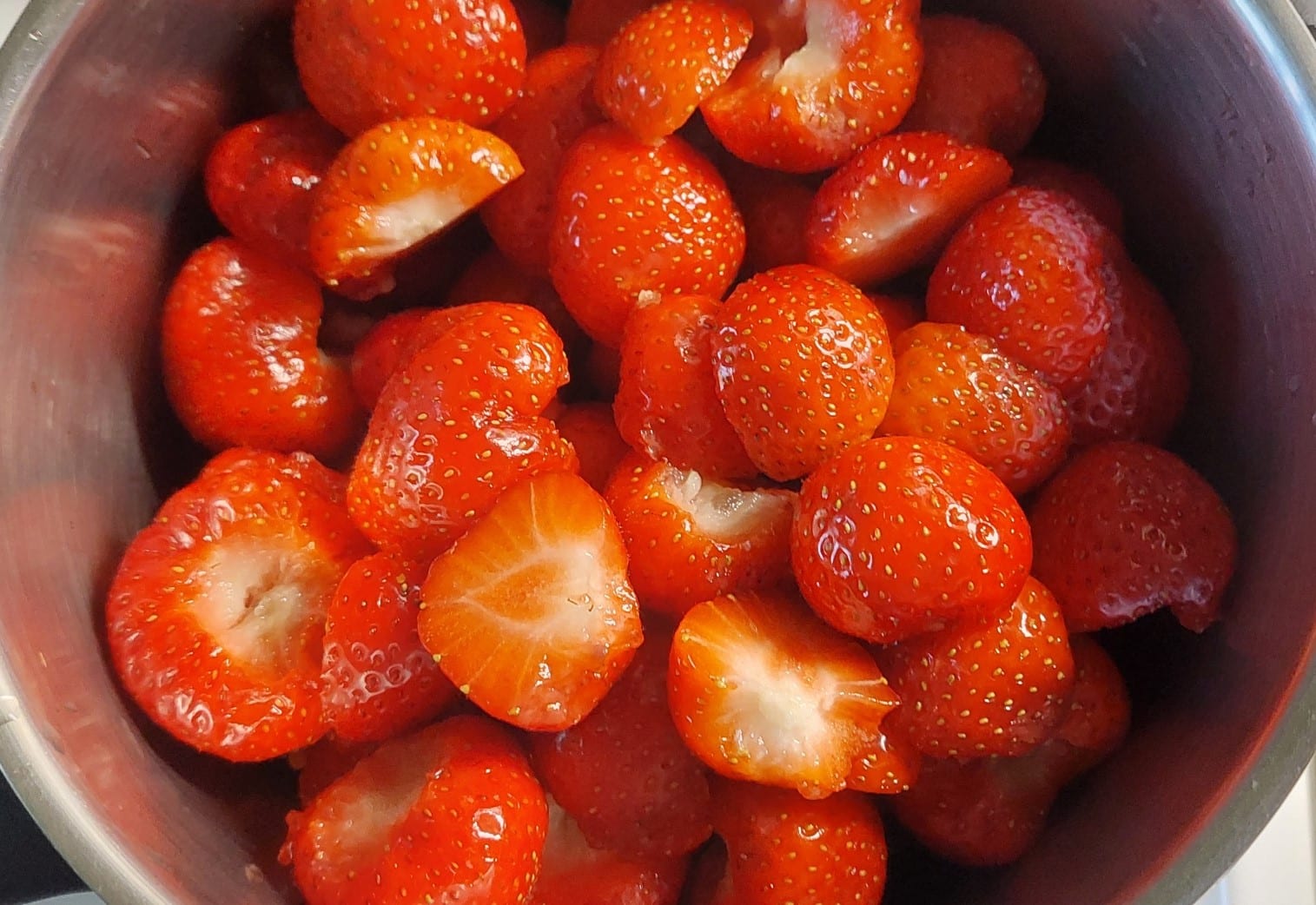 Erdbeer-Chili-Marmelade mit Zitrone &amp; Zitronenthymian